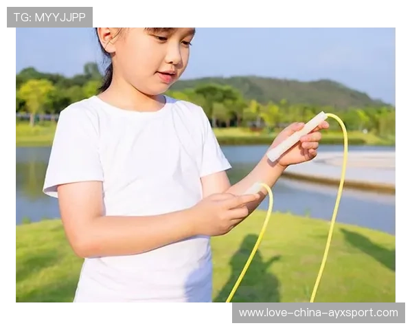 花式跳绳社区赛成为周末家庭活动新宠