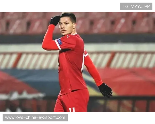 AC米兰准备付出转会费引进意甲最佳后卫之一 AC米兰准备付出转会费引进意甲最佳后卫之一