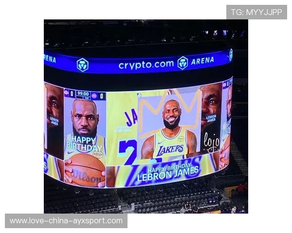 詹姆斯为队友庆生拍摄惊喜视频，剪辑极暖